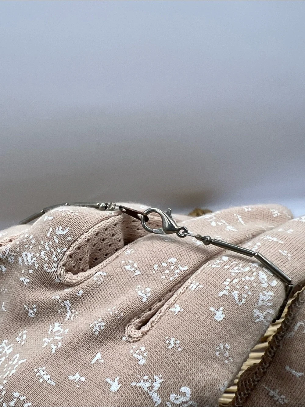 Vintage Southwestern Liquid Silver Pink Mother of Pearl Bird Fetish Bracelet